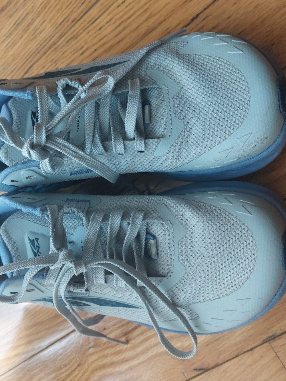 Altra Timp 5 Women Size 7